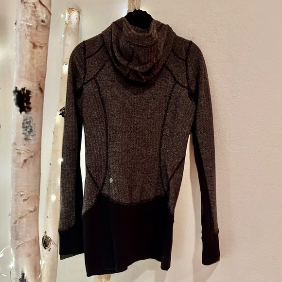 LULULEMON FITTED JACKET - Picture 2 of 5